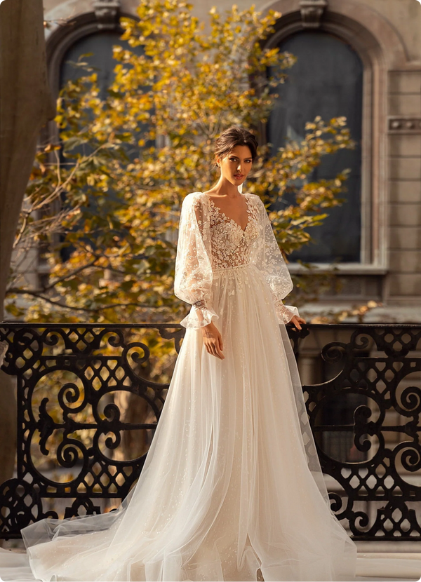 Dazzling Strapless Ball-Skirt Taffeta Wedding Gown