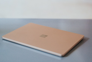 Surface Pro 8 - iPad Pro's #1 challenger