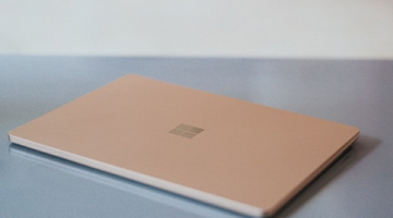 Surface Pro 8 - iPad Pro's #1 challenger