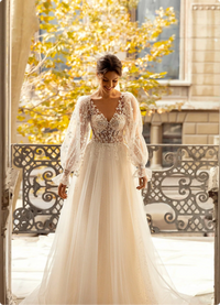 Dazzling Strapless Ball-Skirt Taffeta Wedding Gown