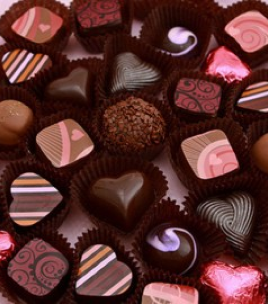 Milk Chocolate Pecan Gift Box